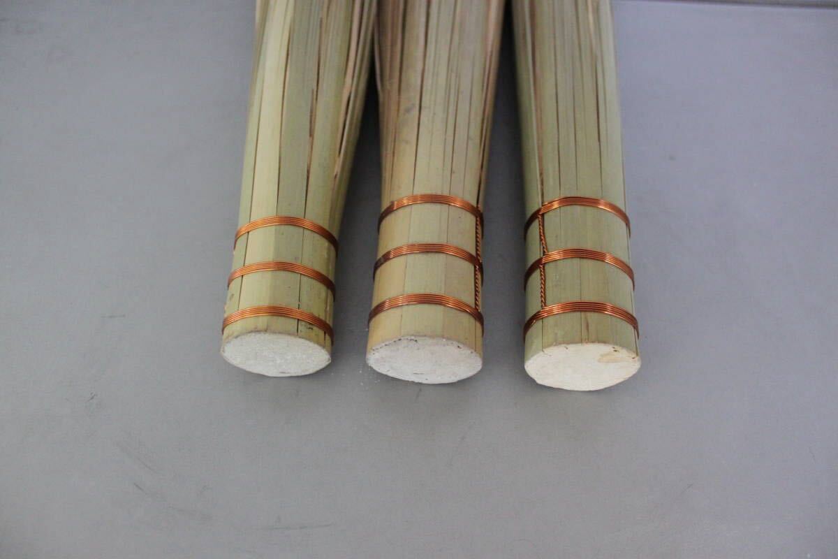 竹 ササラブラシ 8寸 (約24cm) の3本セットです。天然の竹使用 お店の厨房にいかがですか。_2