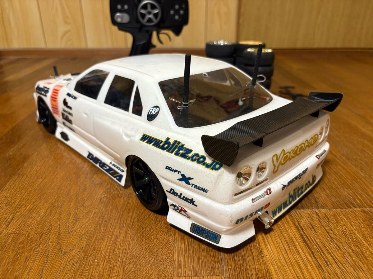 ヨコモ ドリフトパッケージ スカイライン 電装 オマケパーツ・メカ