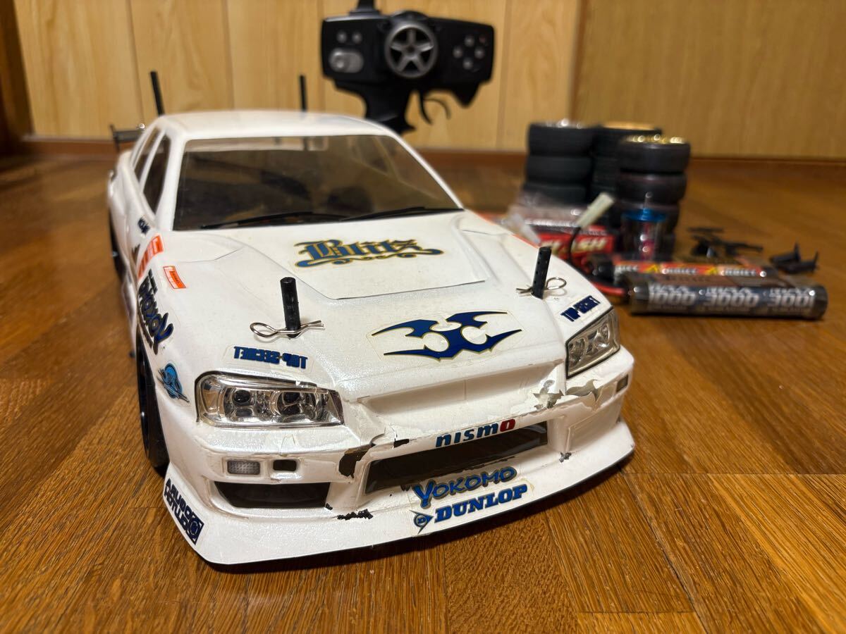 ヨコモ ドリフトパッケージ スカイライン 電装 オマケパーツ・メカ