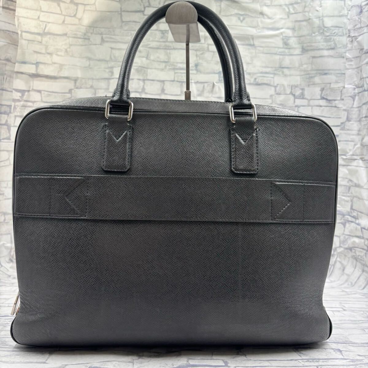 ルイヴィトン ネオ イゴール タイガ ビジネスバッグ ブリーフケース A4可 LOUIS VUITTON（ルイ・ヴィトン） ネオイゴール ブリーフケース
