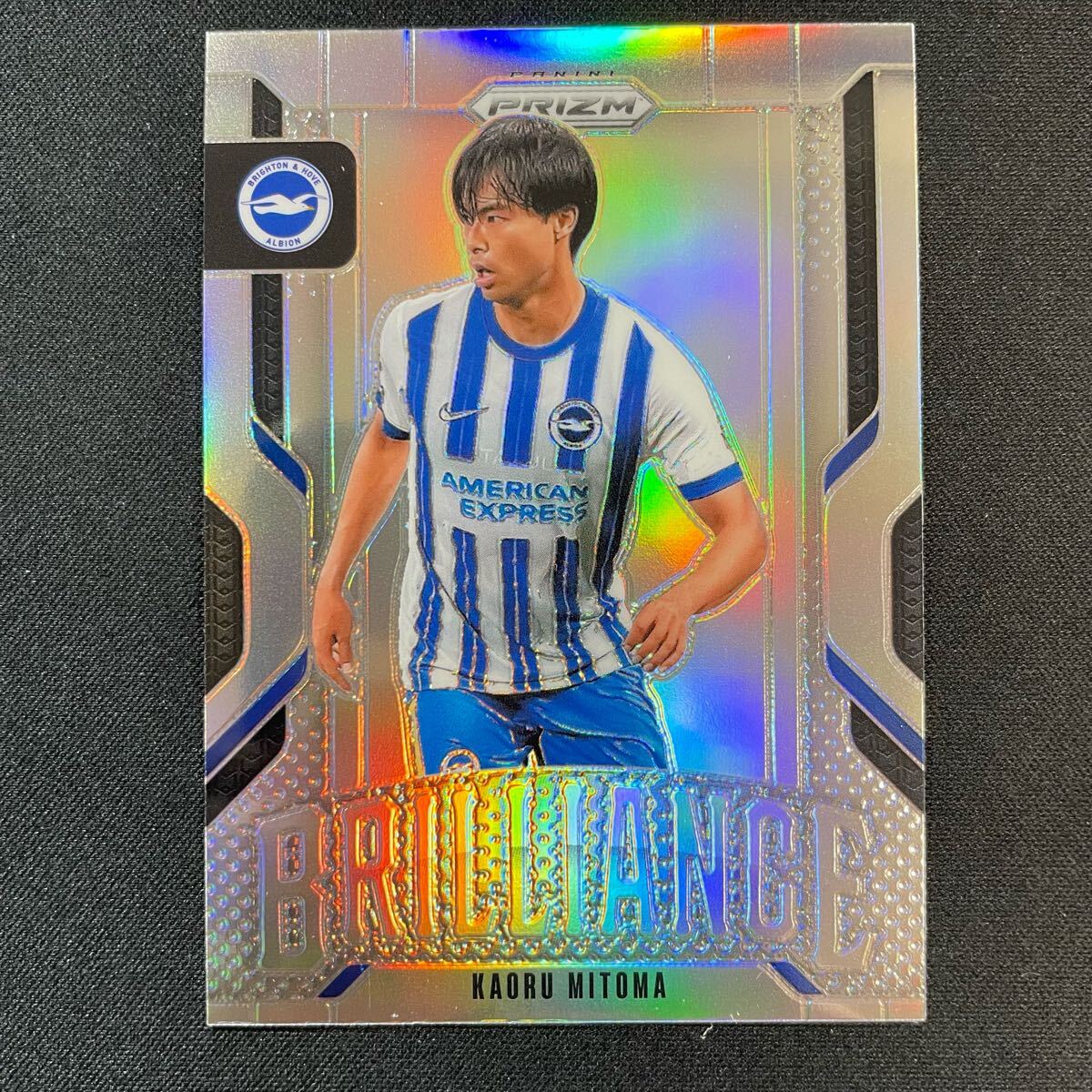 Panini Prizm 三笘薫 Kaoru Mitoma 漫画 2024-25 Panini Prizm EPL Brilliance Silver Kaoru Mitoma Brighton