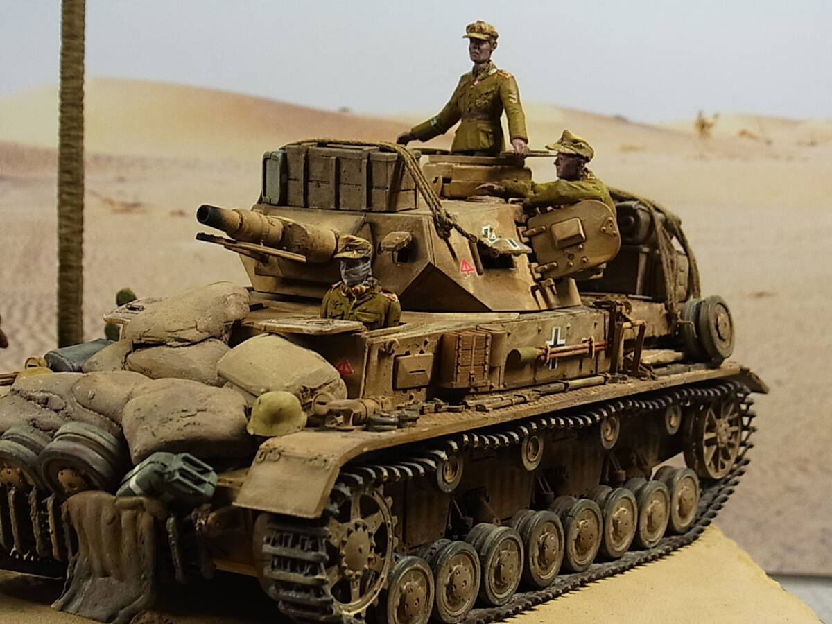 1/35ドラゴン　４号戦車E型とドラゴングライフの簡単ジオラマジャンク_2