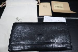 値下げ！正規店購入品◆IL BISONTE◆イルビゾンテのレザー長財布【ブラック：SCW009PV000
