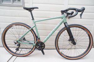 FOCUS ATLS 6.8 フォーカス グラベルロード 未使用 定価の60%OFF！