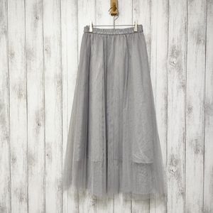 GU ジーユー (M)　チュールプリーツロングスカート