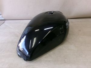 ゼファー1100純正タンクの値段と価格推移は？｜2件の売買データから