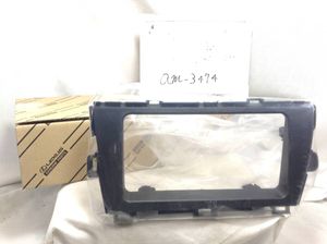 トヨタ純正 プリウス (ZVW30) 専用　ワイドサイズ取付パネル　未使用品　即決品 am-3474