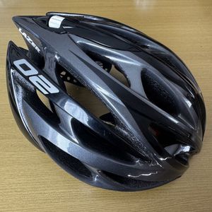 【100円スタート】LAZER レイザー O2 UNISIZE 53～61cm 自転車用ヘルメット ロードバイク