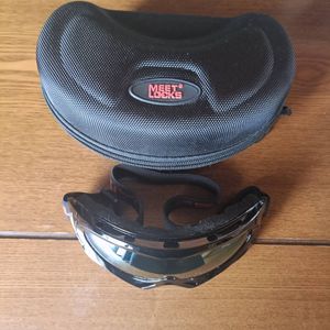 MEET LOCKS スキーゴーグル＋専用ハードケース付き