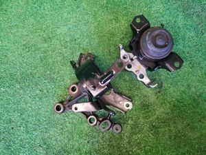 ダイハツ キャスト LA250S 純正 エンジンマウント [LA25S-84-BC]