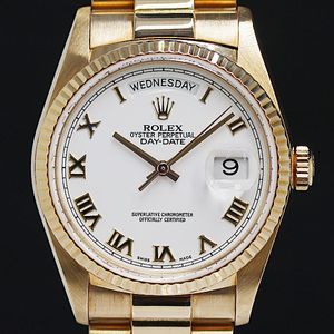 ロレックス デイデイト 箱の値段と価格推移は？｜14件の売買データから