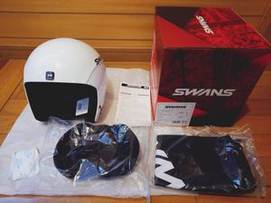 SWANS(スワンズ)　HSR-90FIS P1 SM W 白色　FIS認証ヘルメット25-26　ほぼ新品