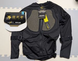 【新品・未使用】スノーボード プロテクター 鎧武者 YM-1720 Lサイズ