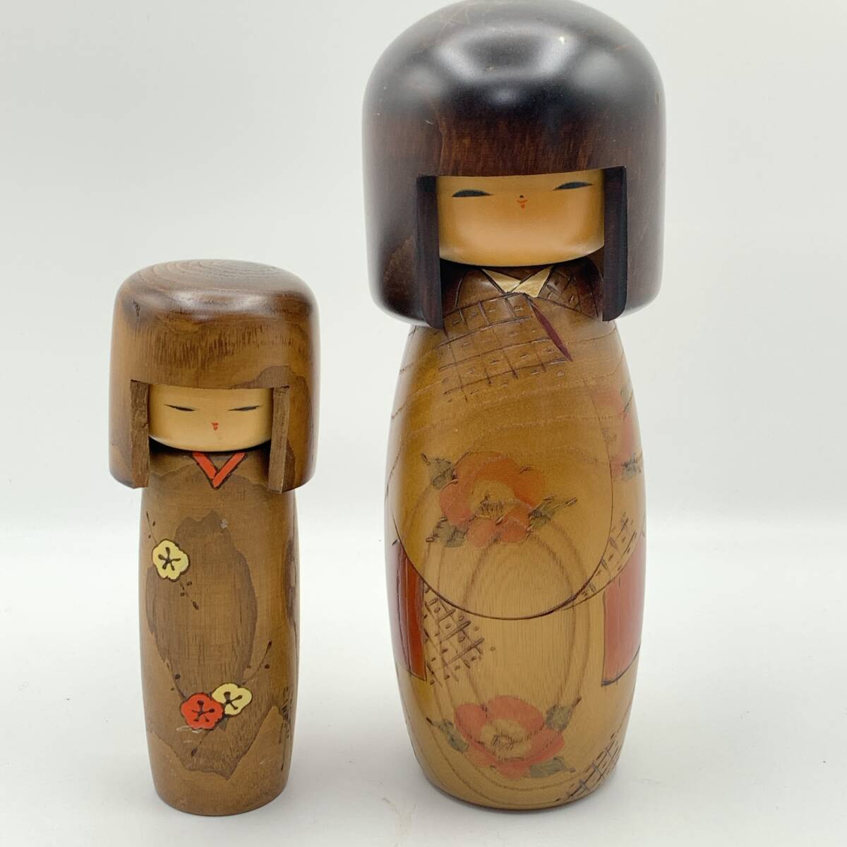 卯三郎こけし2体の値段と価格推移は？｜1件の売買データから卯三郎