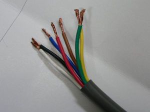 純国産　トレーラー用　７芯　配線　VCTF　1.25ｍｍ　日本製ケーブル　1ｍ切売【注意】複