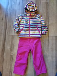☆超美品☆スキーウェア スノーウェア キッズ 女の子 nima ジュニア 上下セット　100 ピ
