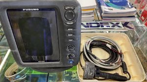 ◆中古・FURUNO_8.4型カラーLCD魚探【FCV-585】