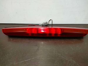 Y7327-14-13-80 DBA-CC25 セレナ ハイマウントストップランプ　ブレーキランプ C25 ラン