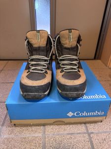コロンビア　カスカラ　アウトドライ　25.5 登山靴　防水　箱あり