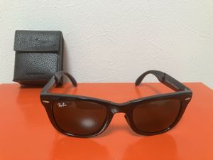 Ray-Ban FOLDING WAYFARER RB4105 MADE IN ITALY 黒 鼻盛り