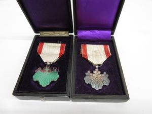 勲七等青色桐葉章の値段と価格推移は？｜99件の売買データから勲七等