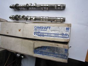 TODA　４AG　カムシャフト　264(7,9）256(7,9）中古品　少しサビあります。　大阪より