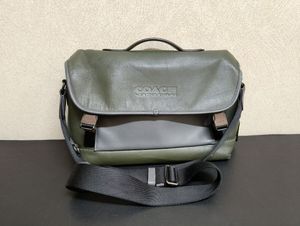 D3044 COACH コーチ ショルダーバッグ メッセンジャーバッグ L2061-C2665 斜め掛け レザ