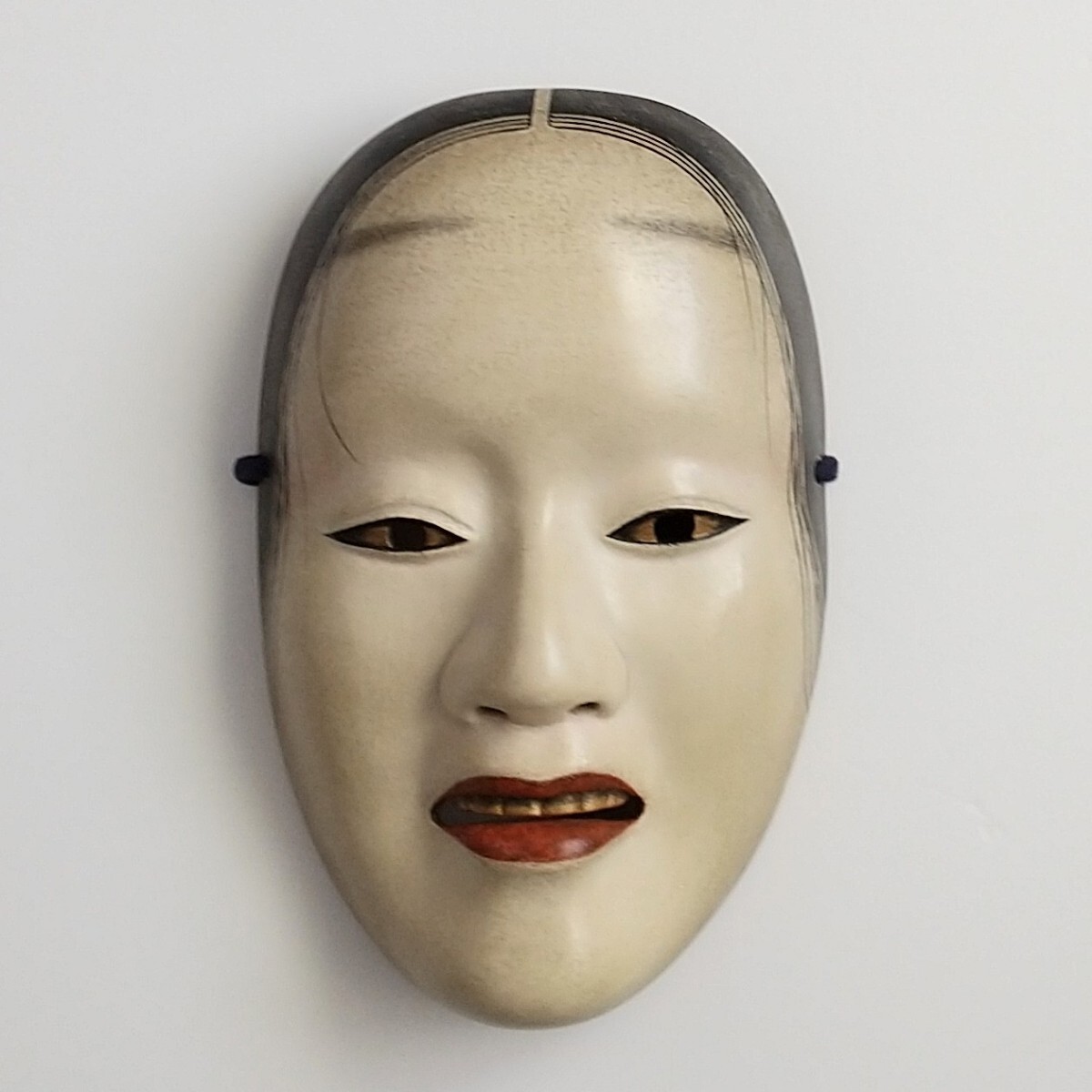 能面　木彫り　泥眼 泥眼】能面 お面 女面 木彫り 伝統芸能(東洋彫刻)｜売買された