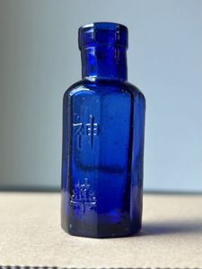 レトロ瓶の値段と価格推移は？｜107件の売買データからレトロ瓶の価値 