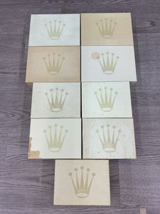 ロレックス 空箱のYahoo!オークション(旧ヤフオク!)の相場・価格を見る