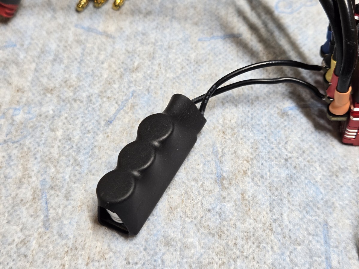 REVE D RE-BRVR. レッド色 RDスペック ブラシレスESC BREVE ドリフト用