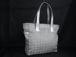 CHANEL ニュートラベルラインのYahoo!オークション(旧ヤフオク!)の相場