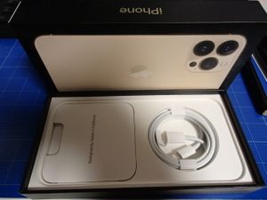 iPhone 箱のみの値段と価格推移は？｜16件の売買データからiPhone 箱