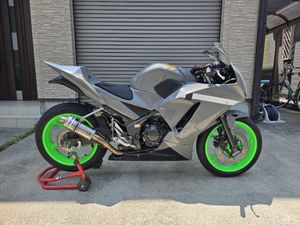 CBR250R MC41の値段と価格推移は？｜499件の売買データからCBR250R