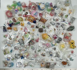 docomoドコモ　フィギュアストラップ まとめ売り　非売品 ドコモダケ ストラップの値段と価格推移は？｜7件の売買データから