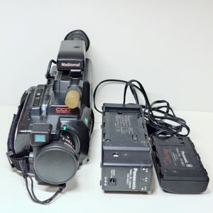 VHSビデオカメラの値段と価格推移は？｜7件の売買データからVHSビデオ