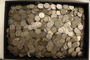 外国 コイン まとめのYahoo!オークション(旧ヤフオク!)の相場・価格を