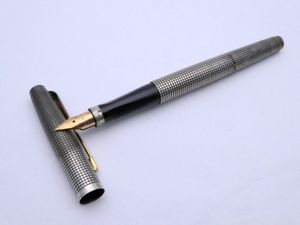 パーカー 万年筆 14K pointのYahoo!オークション(旧ヤフオク!)の相場