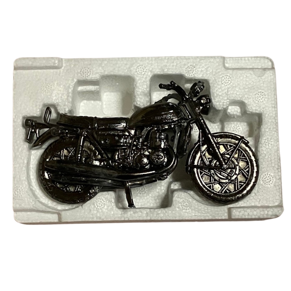 レッドバロン　バイク置物 レッドバロン バイク 置物の値段と価格推移は？｜7件の売買データから