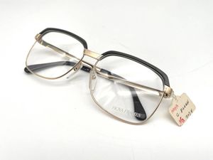ESSEL 眼鏡の値段と価格推移は？｜15件の売買データからESSEL 眼鏡の