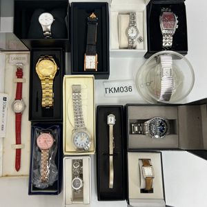 ダニエルウェリントン 箱の値段と価格推移は？｜12件の売買データから