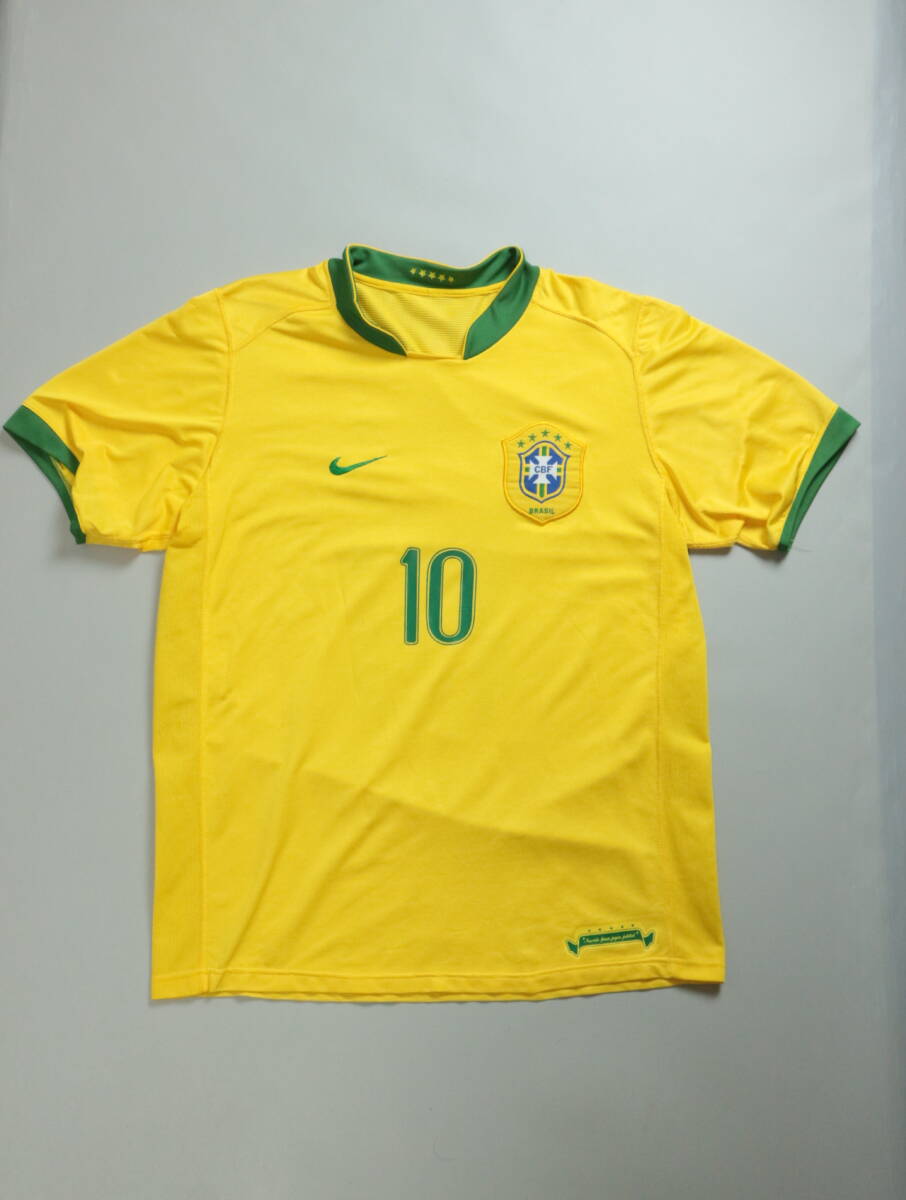 ブラジル代表 ユニフォームの値段と価格推移は？｜50件の売買データ