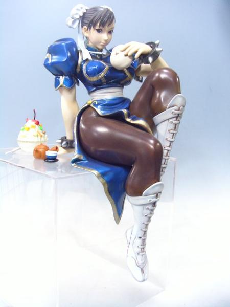 ダイキ工業ストリートファイター春麗完成品フィギュア外箱付レンジキット