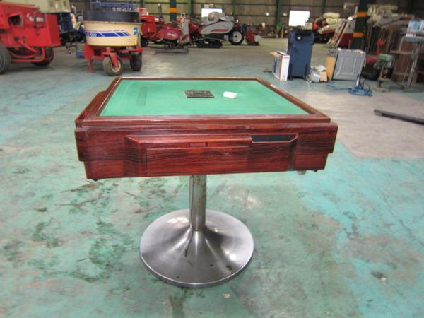 (k)コスモ・イーシー 全自動麻雀卓 COSMO 幅83cm奥行83cm高さ75cm ジャンク品 説明欄必読 コスモ イーシー 全自動麻雀卓 ジャンク品 麻雀 卓の入札履歴 - 入札者
