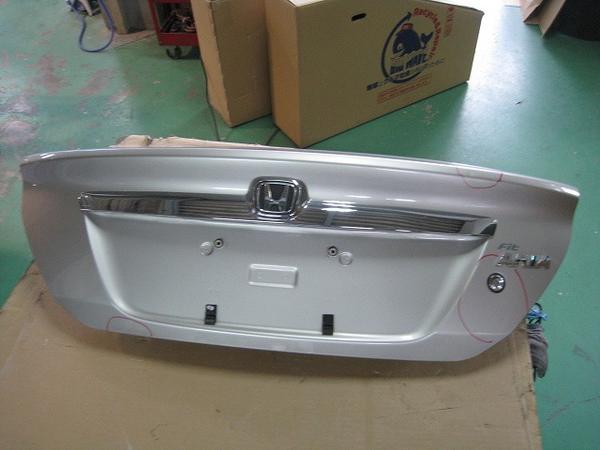 フィット GD8 トランクリッド NH663M グレイシャスベージュ 純正