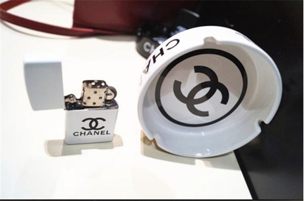 シャネル【CHANEL】非売品ノベルティ ホワイト 喫煙具・灰皿(シャネル