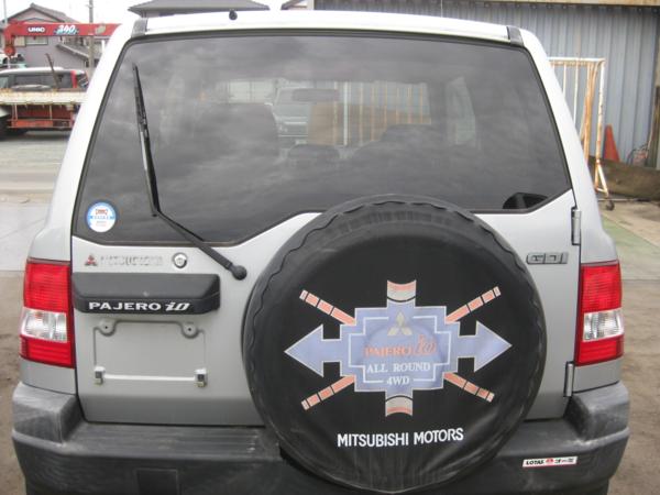 パジェロ　イオ　　H66W　リアゲート　バックドア　セット品！