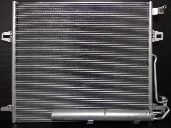ベンツ R クラス W251 R350 R500 R550 コンデンサー