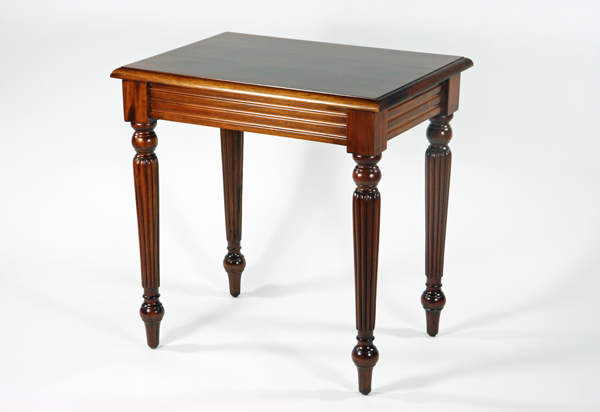 マホガニー 無垢 アンティーク調 サイドテーブル ライトブラウン