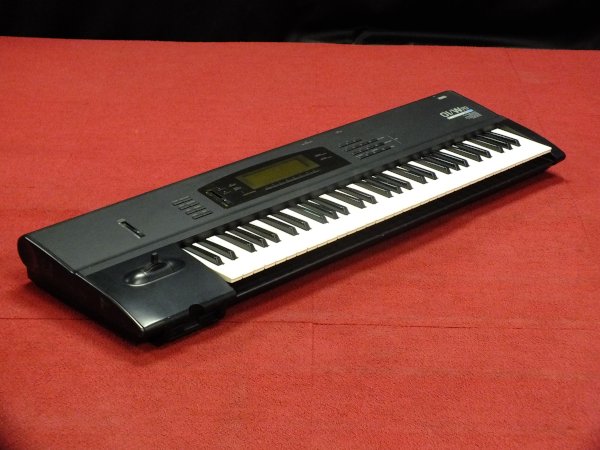 ☆KORG 01/WFD シンセサイザー☆ジャンク品☆